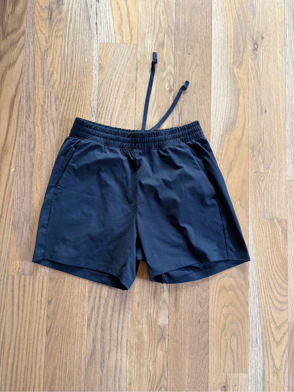 UNIQLO Black Airism Active Shorts